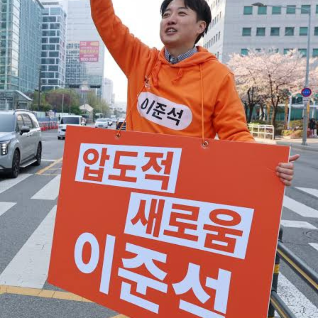 이준석, 정치권의 핵심 변수로 부상